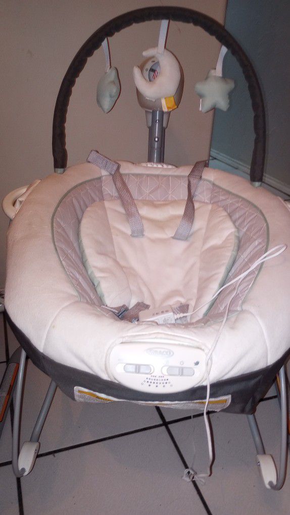 Graco baby swing With Portable Bouncer 