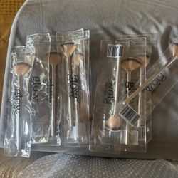 Brand New Glow  Skincare Facial Brushes