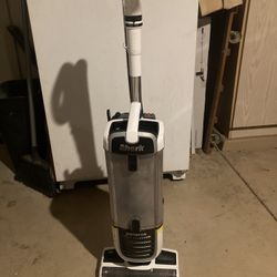 shark.  rotator vacuum