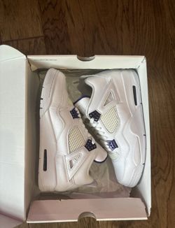 Jordan 4 Metallic Purple Size 12