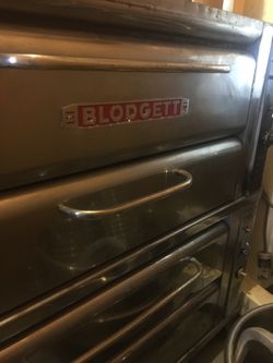 Commercial pizza oven and dough mixer 1000 for both