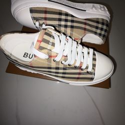 Burberry Shoes