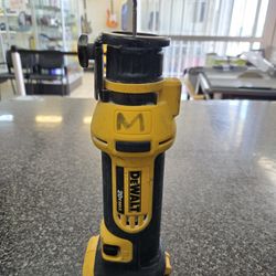 DeWalt Cut Out Tool (DCS551)