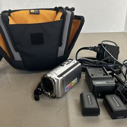 SONY DCR-SX63 Handycam + 2 Extra Batteries + Case