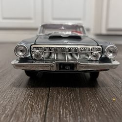 Diecast 1/18 Scale Maisto 1963 Dodge 330 Brand New No Box 