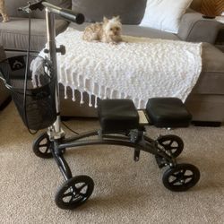 Knee Scooter With Basket
