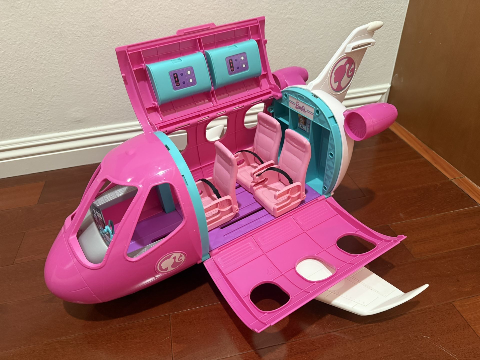 Barbie Doll Airplane Playset