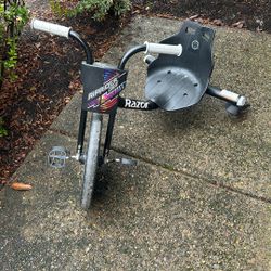 Razor Rip rider 360 16” Trick Trike