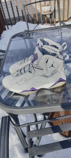 Jordan True Flights size 9
