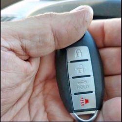 Nissan Altima Maxima Infiniti g37 Smart Keys Fobs Remotes Llaves 
