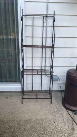 Iron 3-tiered Shelf/Plant stand