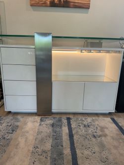 Modern High-Gloss White LED Bar Cabinet / Buffet – 60”