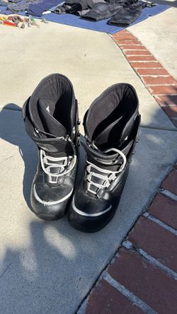 Snow board boots