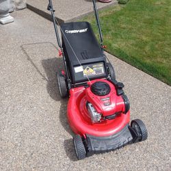 Super Nice Lightly Used Troy-Bilt TB110 Push Lawn Mower With Briggs & Stratton 140cc Engine
