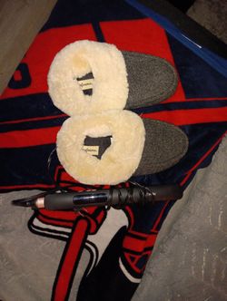 Straightener and slippers.