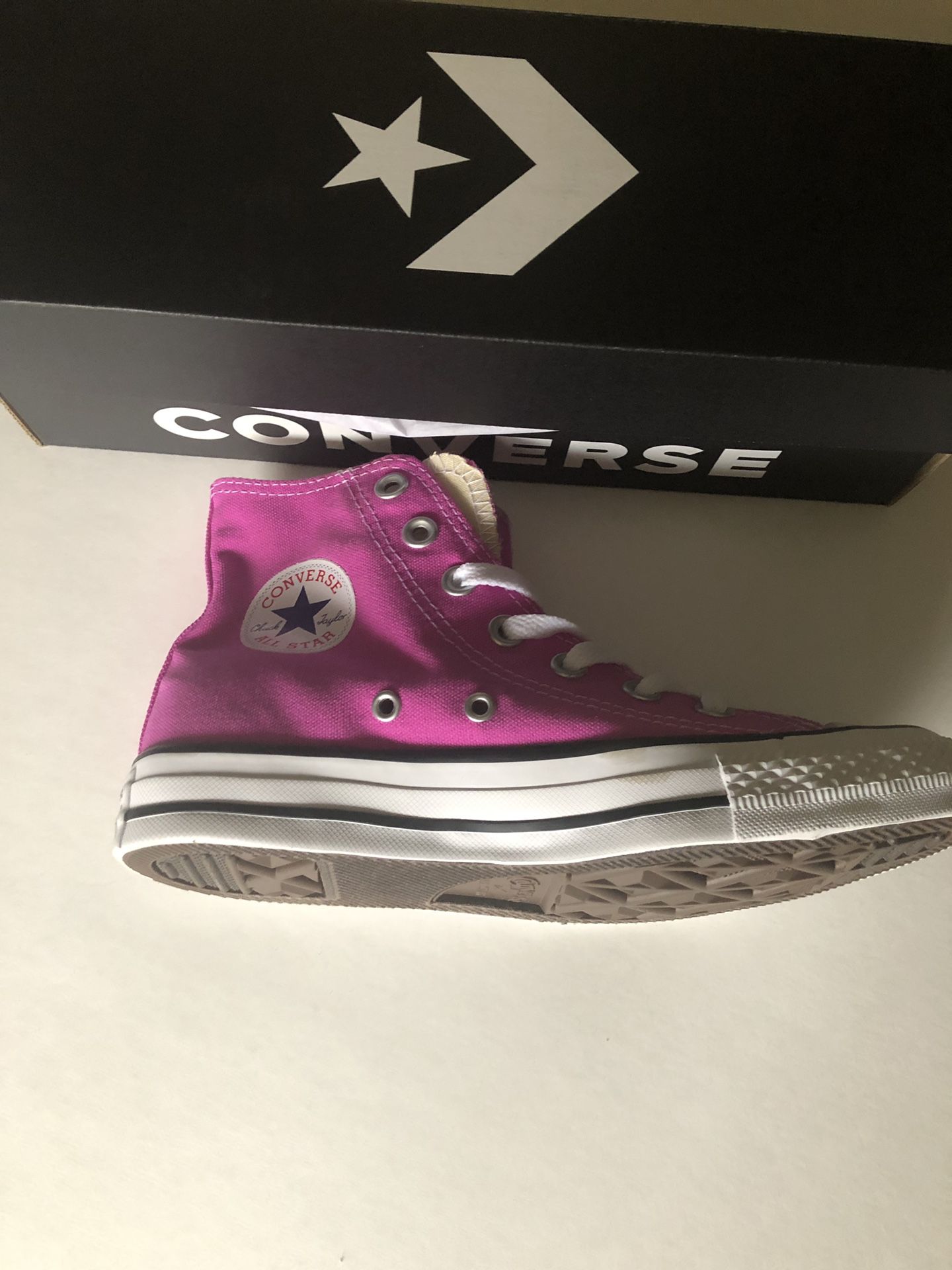 Converse size 5.5