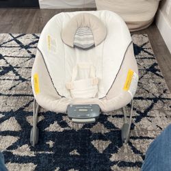 Graco Soothing Vibration Bouncer