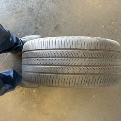 235/40 18