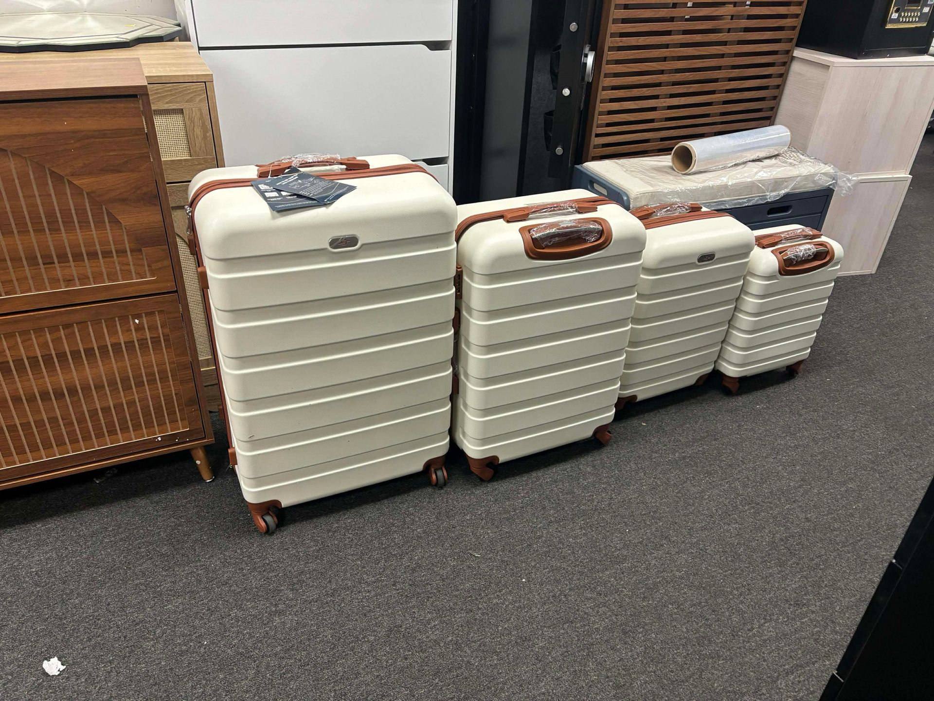 Luggage 4 Piece Set Suitcase Spinner Hardshell Lightweight TSA Lock