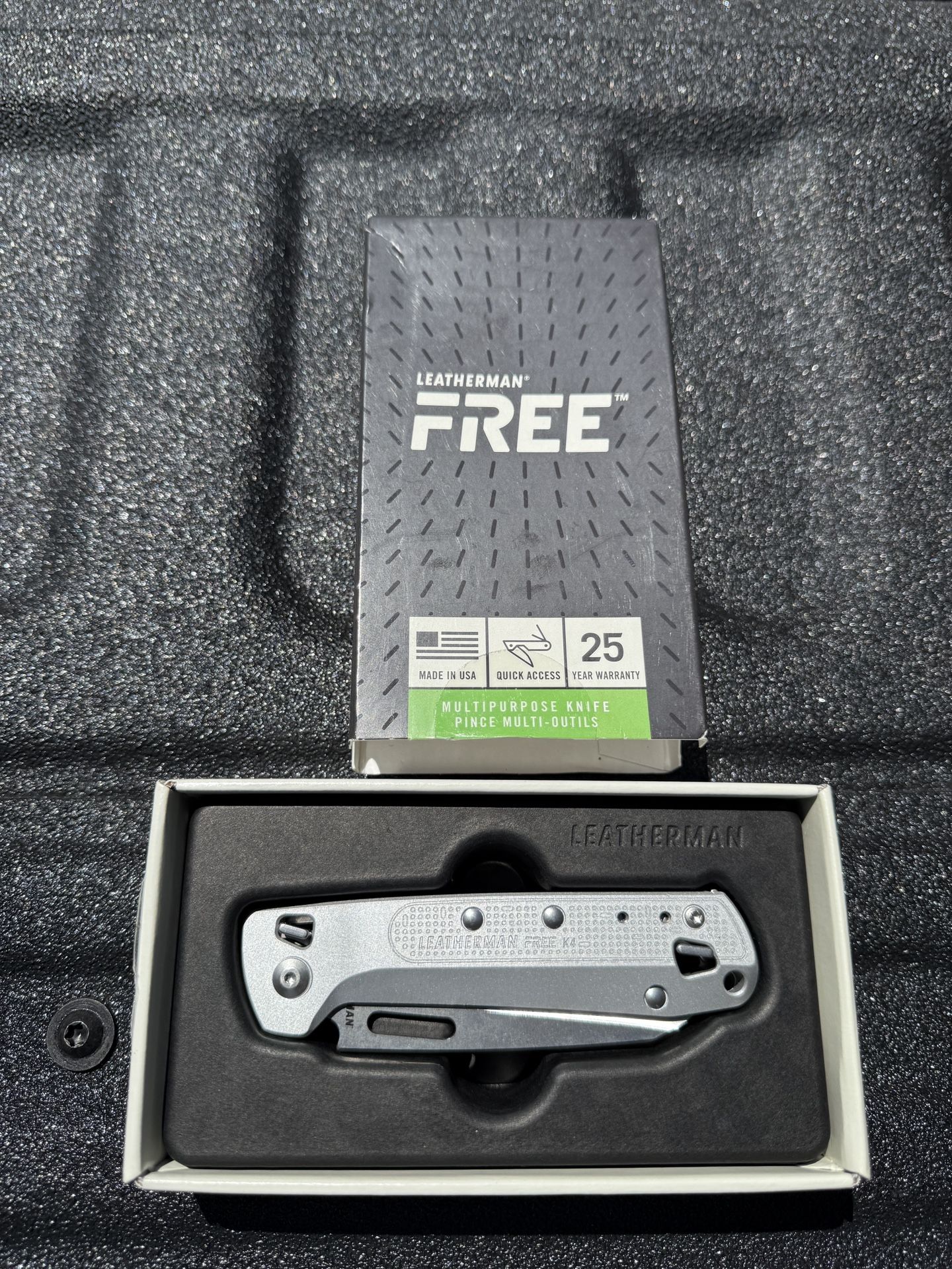 Leatherman Multi Tool Free K 4 - New In Box