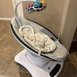 4Moms MamaRoo 4