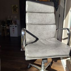 Desk Chair (Leather)