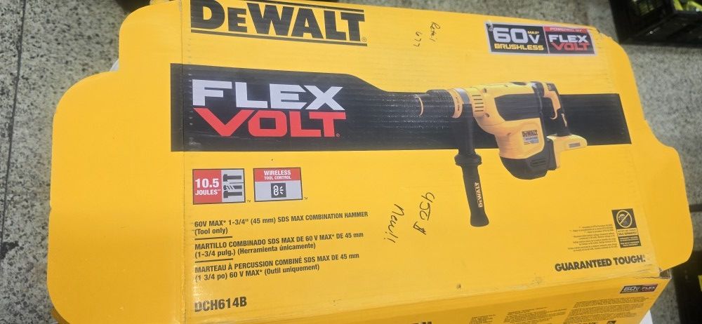NEW NEVER USED DEWALT 60V FLEX VOLT 1¾ SDS HAMMER DRILL RETAILS 600 440$ TOOL ONLY