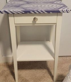 IKEA HEMNES Nightstand, white stain 18 1/8x13 3/4.