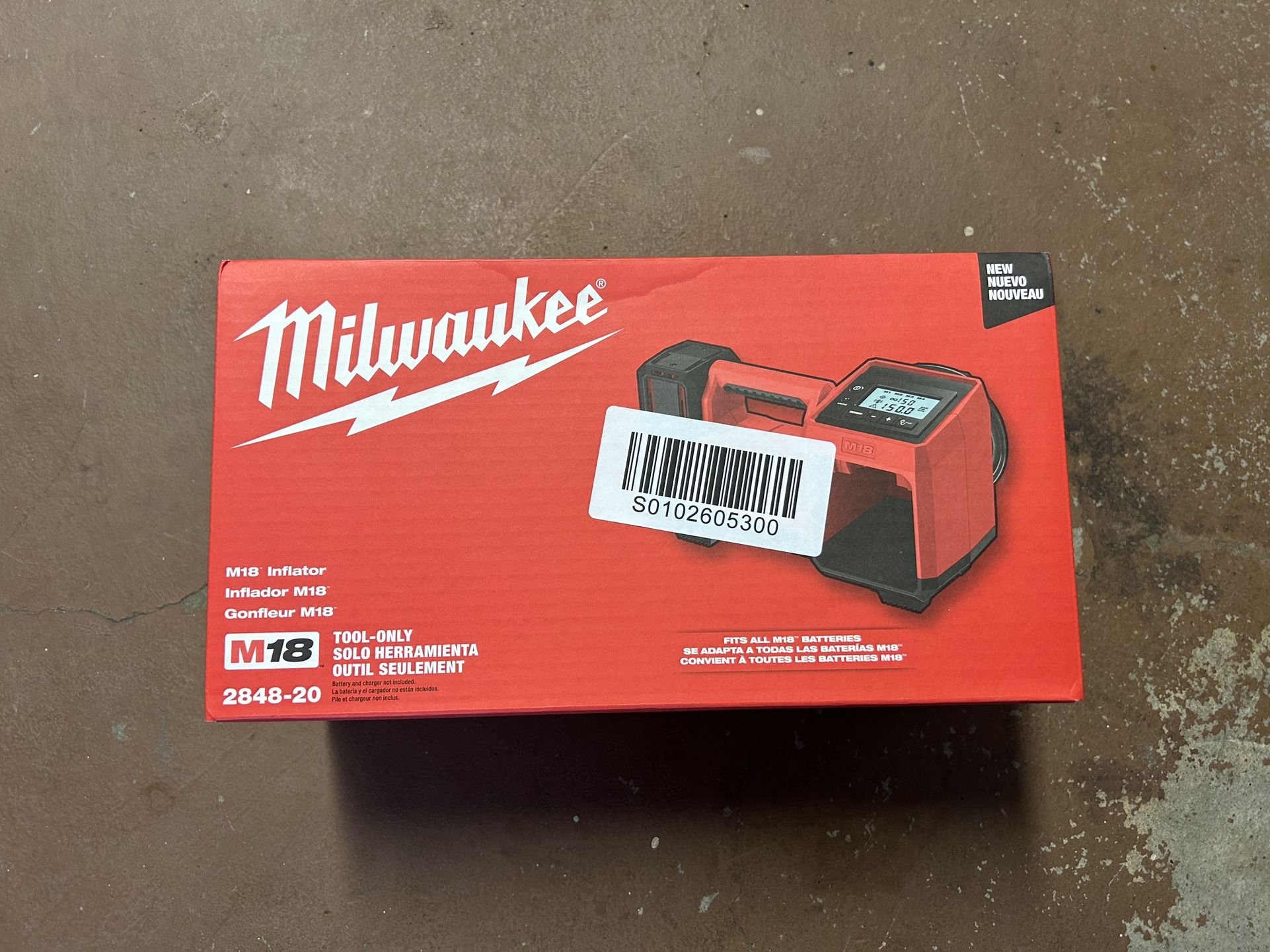 Milwaukee M18 18-Volt Lithium-Ion Cordless Electric Portable Inflator (Tool-Only)
