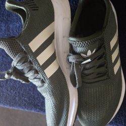 Variety Women's Shoes Size 9