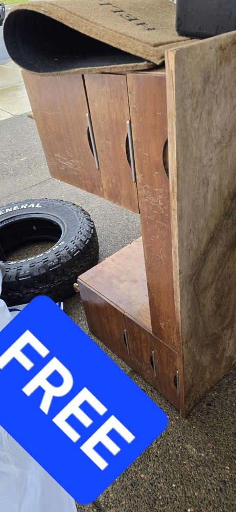 Free Desk Needing Love