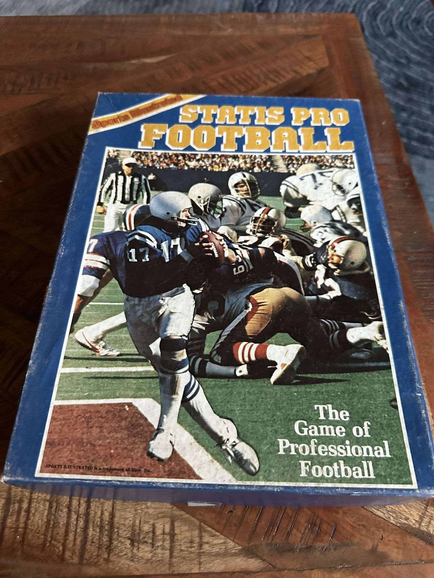 Vintage 1981 Statis Pro Football Game Avalon Hill Sports Illustrated