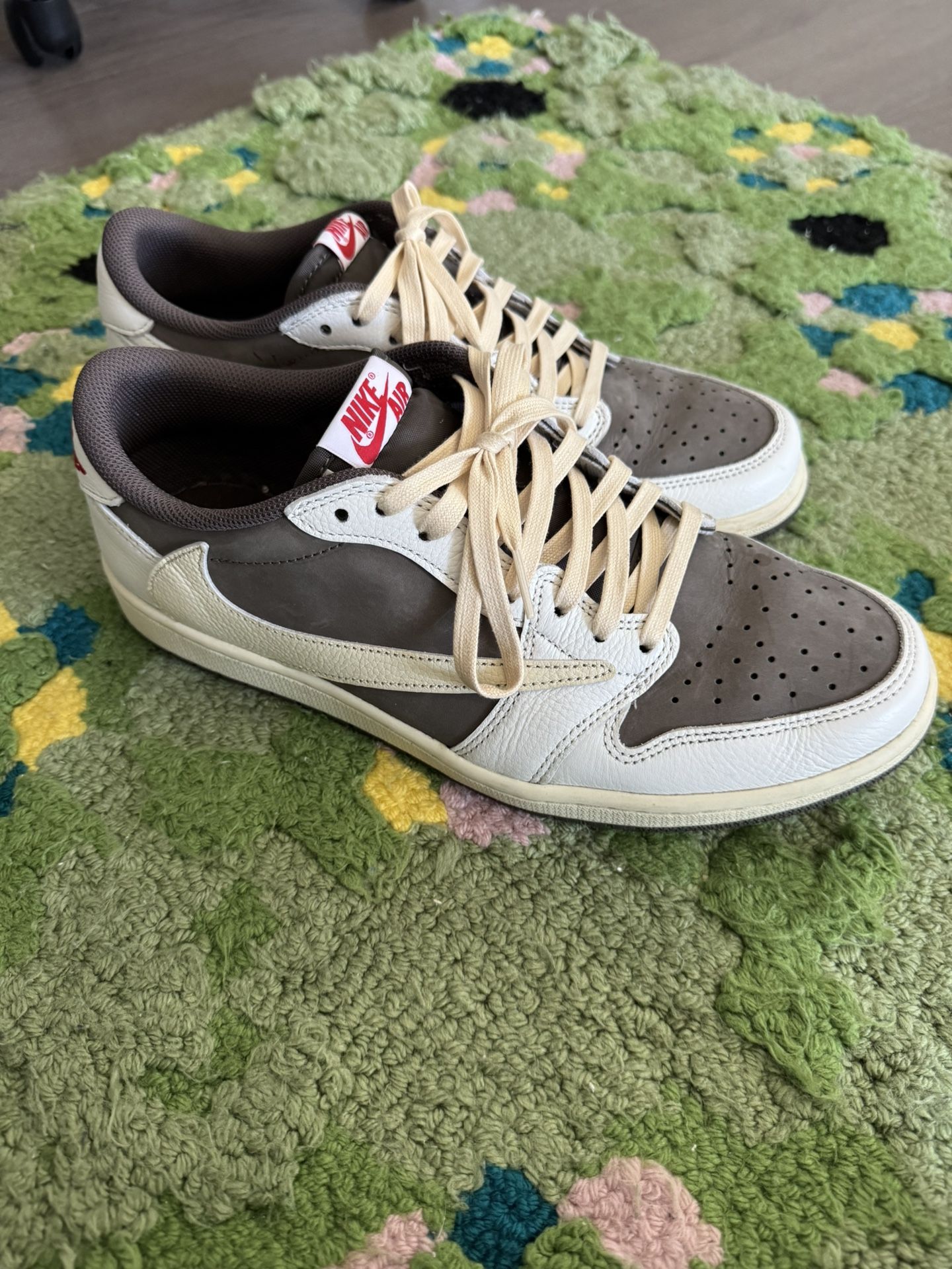 Travis scott jordan 1 low Reverse Mocha