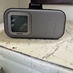 Alarm Clock With Bluetooth