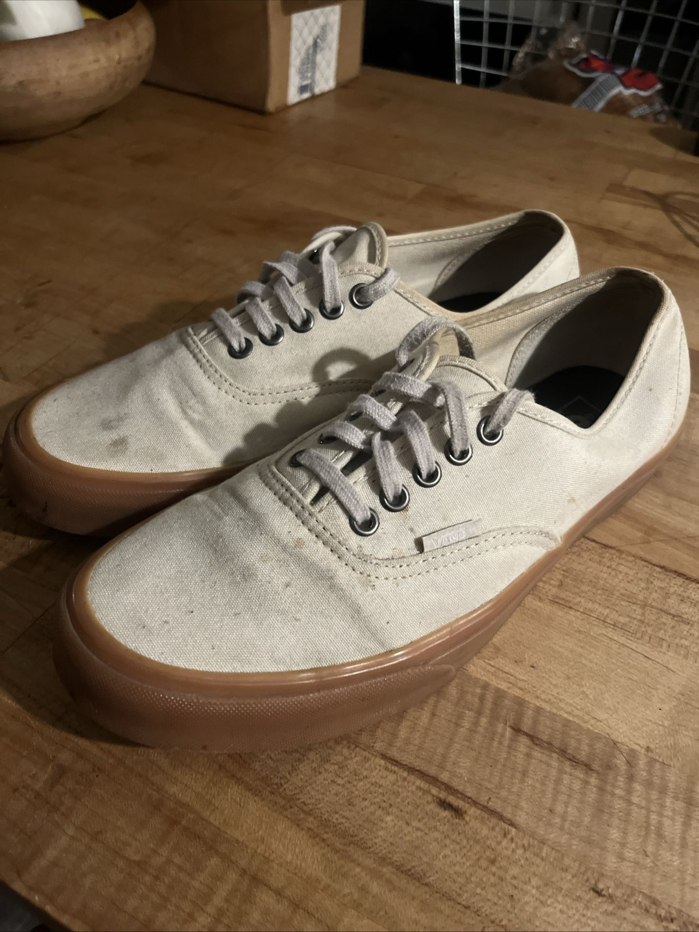 Men’s Vans Size 9
