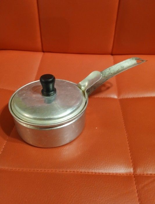 Vintage Mirro Egg Poacher