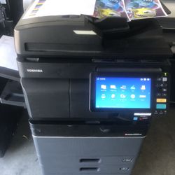 Toshiba Estudio 3505ac Color Copier/print/scan/finisher