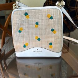 Kate Spade pineapple Purse New 