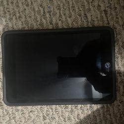 iPad Mini 4 Grey/black