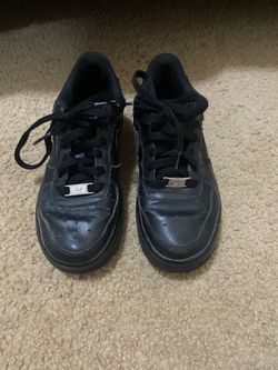 Black Air Force 1’s