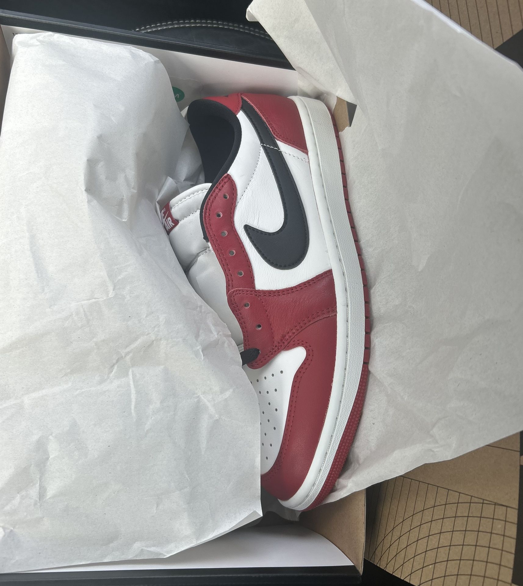 Nike Air Jordan 1 Low OG Chicago Size 11