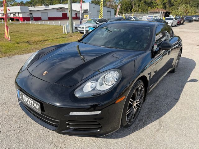 2016 Porsche Panamera