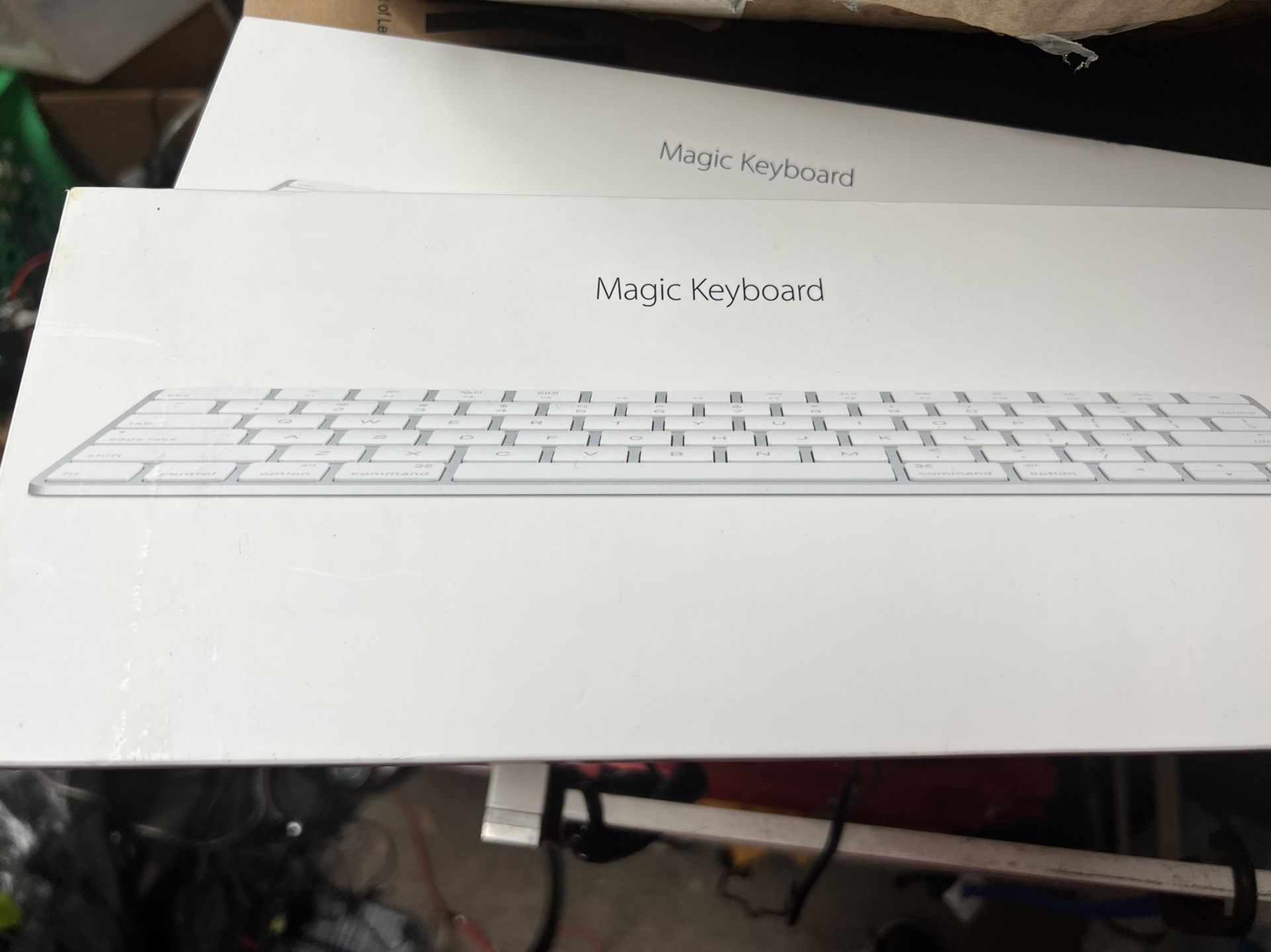 Apple Magic Keyboard 2