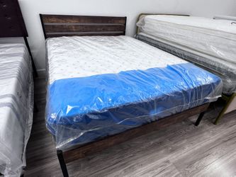 Beautiful Premium Thick Queen Hybrid Mattress. Even Better Get It’s Box Spring For Extra $50. Best Deals In Town For Brand Name And Quality Mattresss.