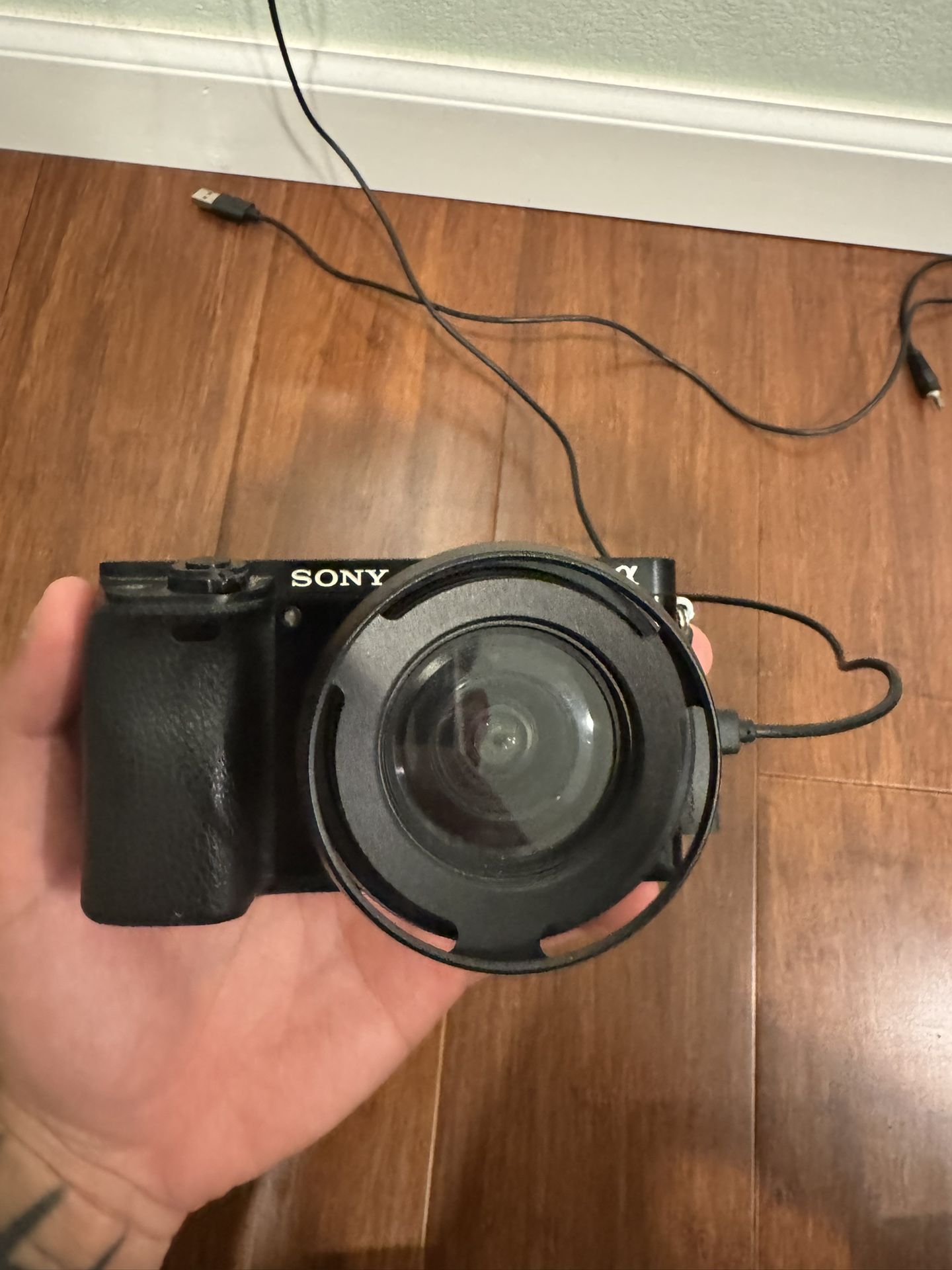 Sony A6000