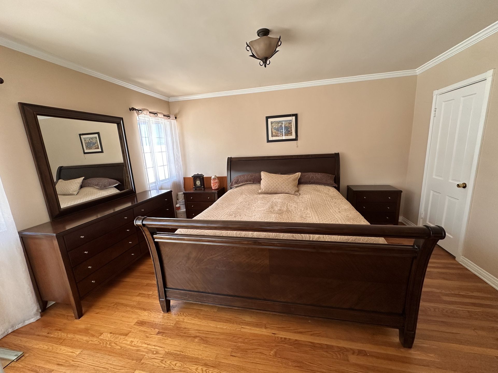 Bedroom Set