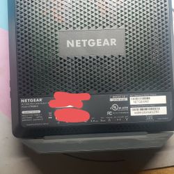 Netgear AC1900 Router + Modem 