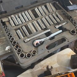 Close To Complete 3/8 Socket Set 