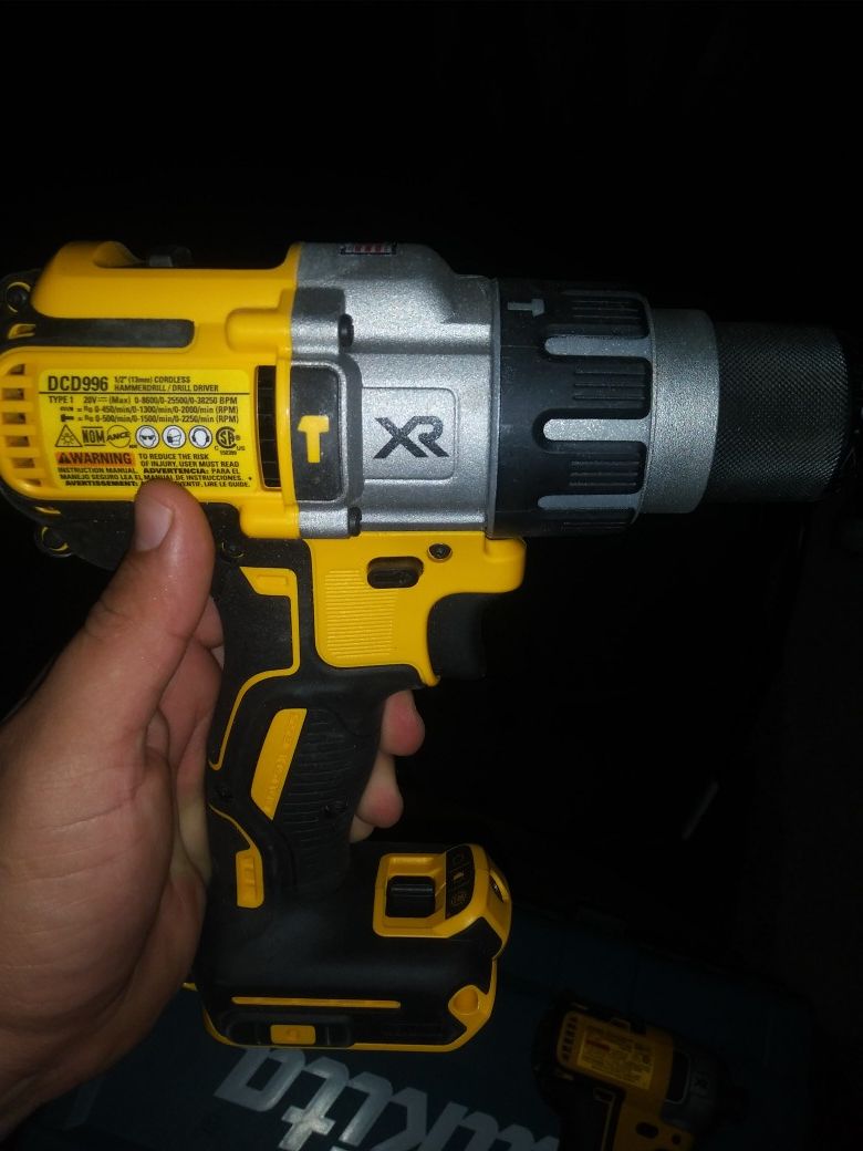 Vendo estos taladros estan nuevos no se usaron