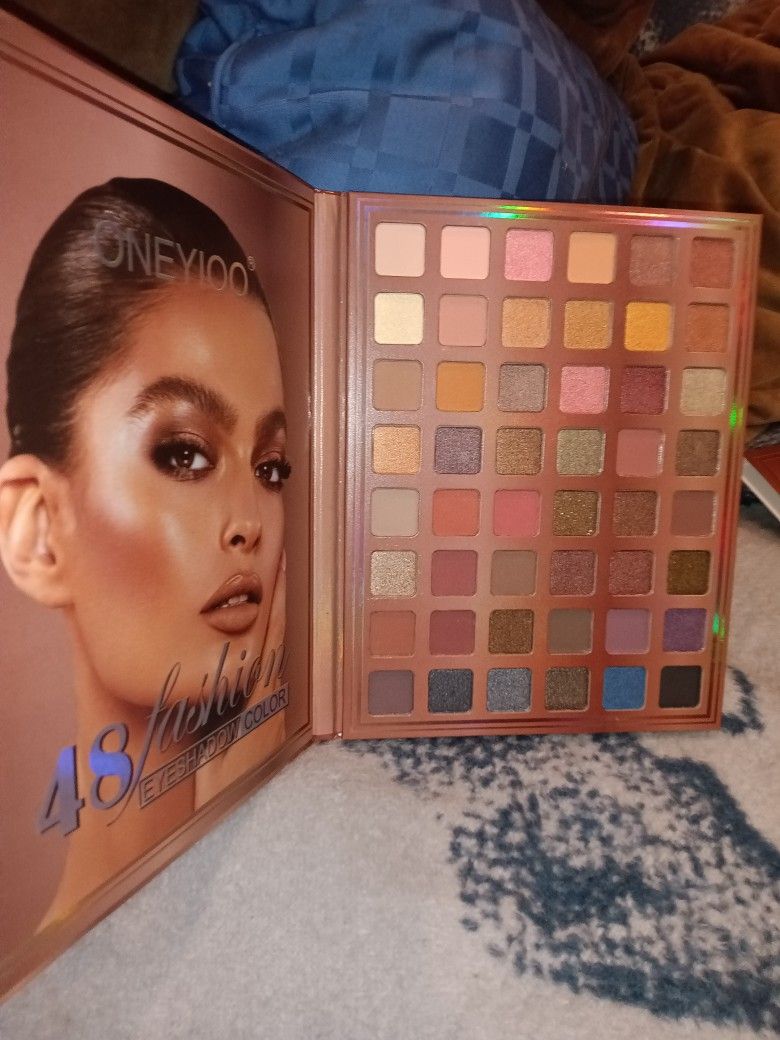 48 Colors Makeup Bundles